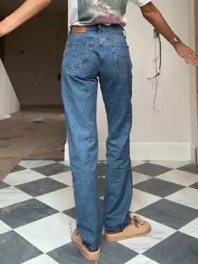 Levi’s 501 Straight Leg Button Fly Jeans size 30